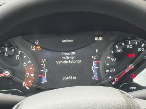 Used 2025 Jeep Compass Limited image 40