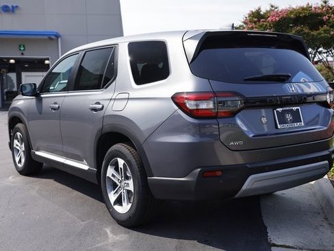 New 2025 Honda Pilot EX-L image 9