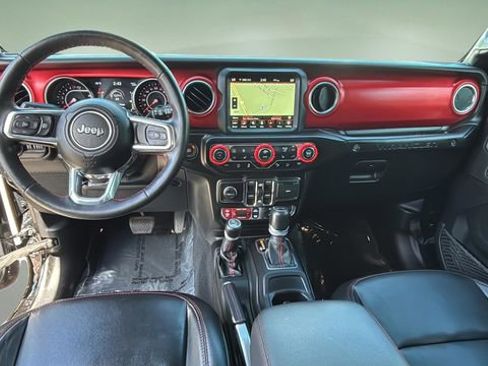 Used 2021 Jeep Wrangler Unlimited Rubicon AWD/4WD image 16