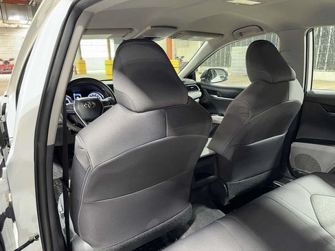 Used 2021 Toyota Camry LE FWD image 27