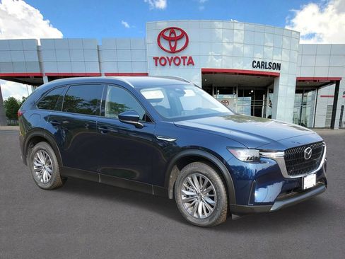 Used 2024 MAZDA CX-90 Plug-In Hybrid w/ Preferred AWD/4WD image 2