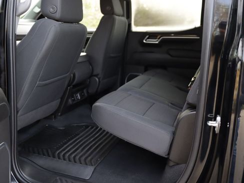 Used 2022 Chevrolet Silverado 1500 LT image 25