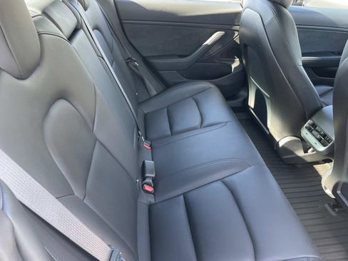 Used 2018 Tesla Model 3 Long Range image 26
