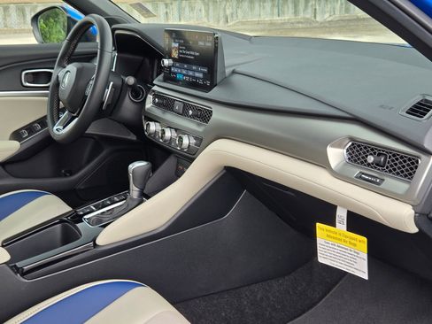 Certified 2026 Acura Integra A-Spec FWD image 30