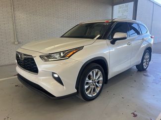 Used 2023 Toyota Highlander Limited video 1