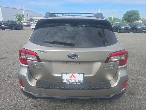 Used 2015 Subaru Outback 2.5i Limited image 6
