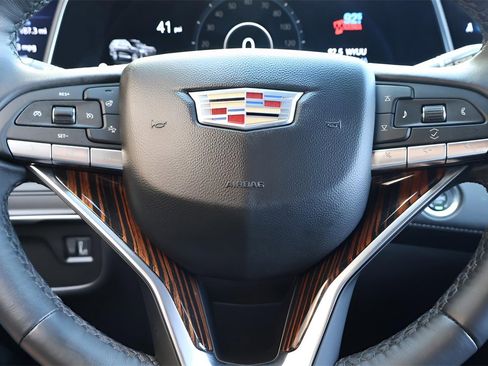 Certified 2023 Cadillac Escalade Premium Luxury image 24