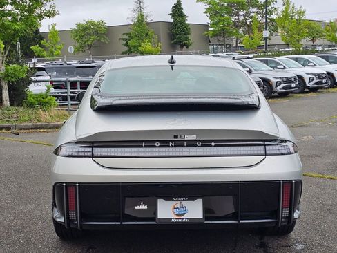 New 2025 Hyundai Ioniq 6 SEL image 6