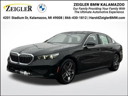 New 2026 BMW 530i xDrive w/ Premium Package