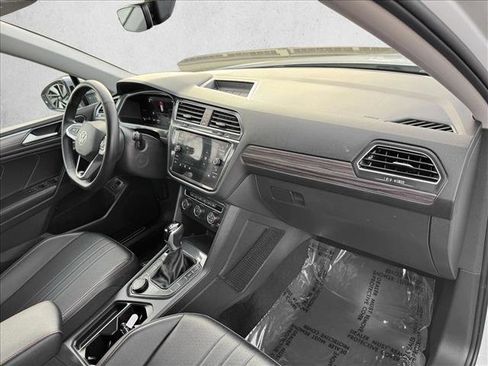 Used 2024 Volkswagen Tiguan Wolfsburg Edition image 20