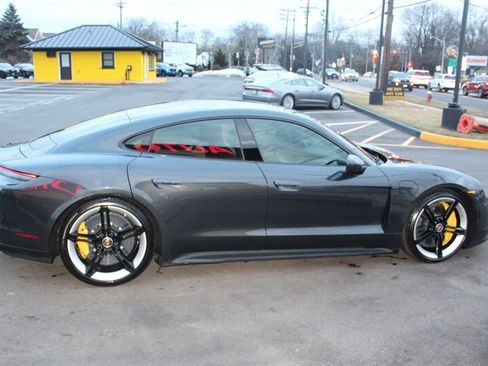Used 2020 Porsche Taycan Turbo S AWD/4WD image 29