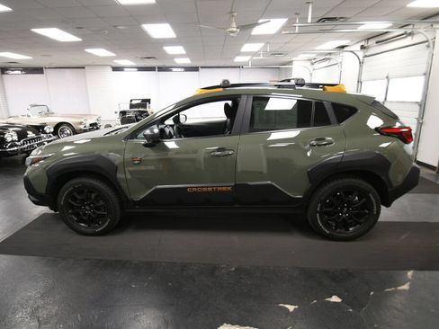 Used 2024 Subaru Crosstrek 2.5i Wilderness AWD/4WD image 5