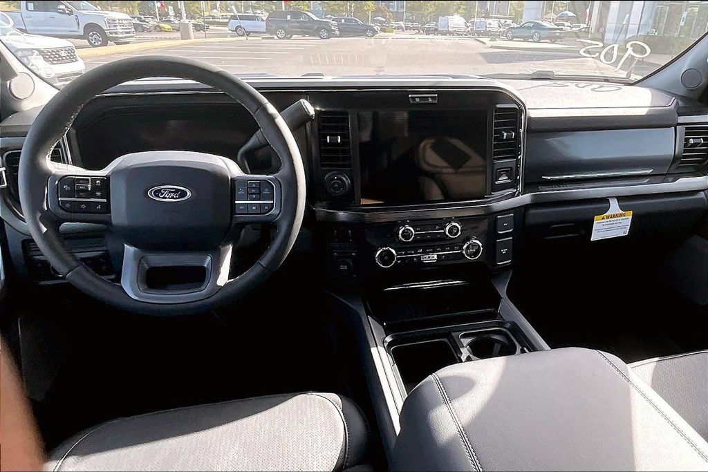 New 2026 Ford F450 Lariat w/ Lariat Ultimate Package AWD/4WD image 5