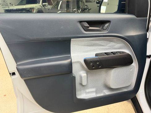 Used 2025 Ford Maverick XLT FWD image 44