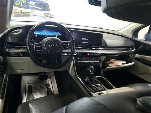 Used 2022 Kia Carnival SX Prestige FWD image 11