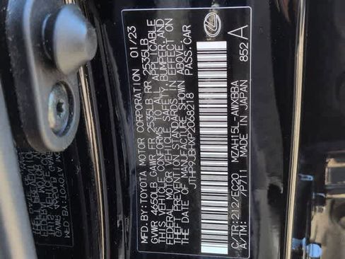 Used 2023 Lexus UX 250h Premium w/ Accessory Package (Z1) image 38