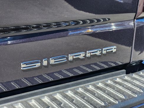 Used 2025 GMC Sierra 1500 Denali Ultimate AWD/4WD image 17