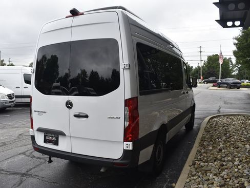 Used 2024 Mercedes-Benz Sprinter 2500 image 4