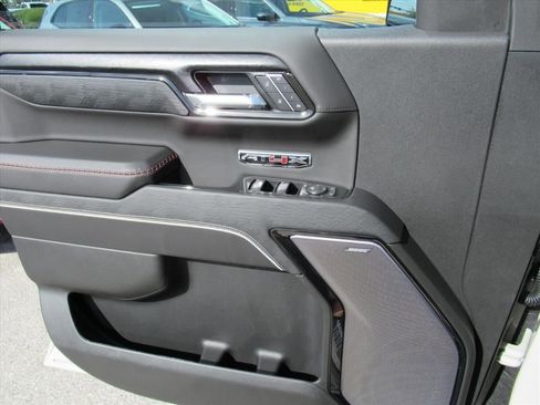 New 2026 GMC Sierra 1500 AT4X AWD/4WD image 19