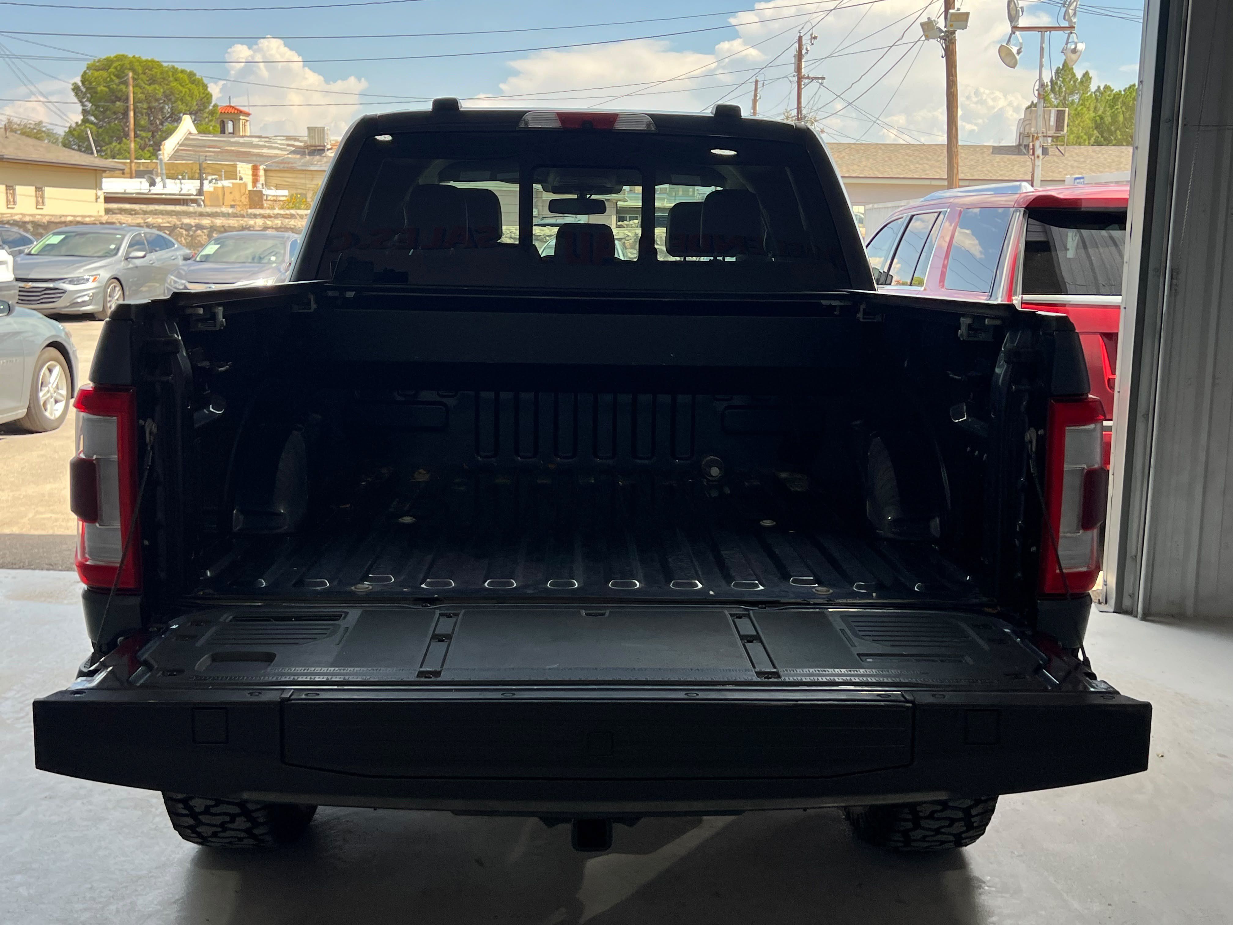 Used 2022 Ford F150 Lariat AWD/4WD image 5