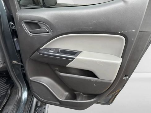 Used 2017 Chevrolet Colorado W/T w/ Custom Special Edition image 29