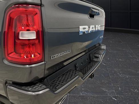 New 2026 RAM 1500 4x4 Crew Cab image 34