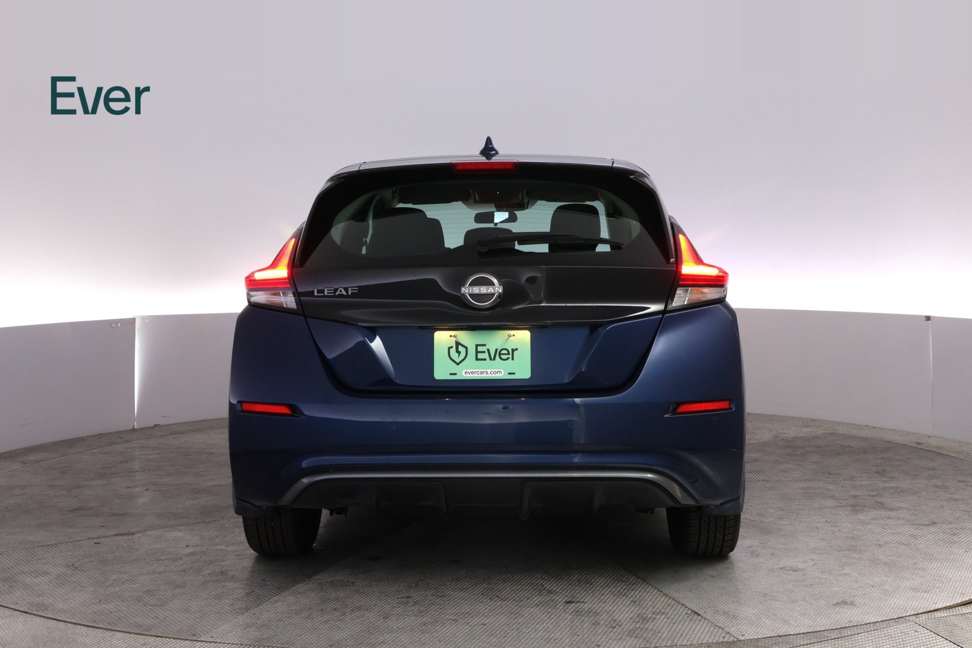 Used 2025 Nissan Leaf S FWD image 15