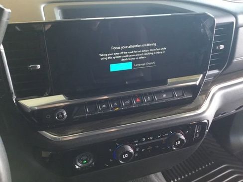 Used 2022 Chevrolet Silverado 1500 LT image 19