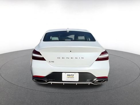 Used 2025 Genesis G70 2.5T image 12