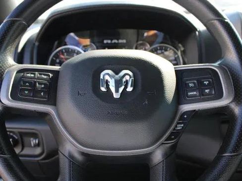 New 2022 RAM 5500 Tradesman image 28