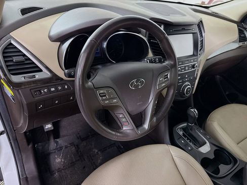 Used 2017 Hyundai Santa Fe Sport w/ 2.4L Tech Package 04 AWD/4WD image 20