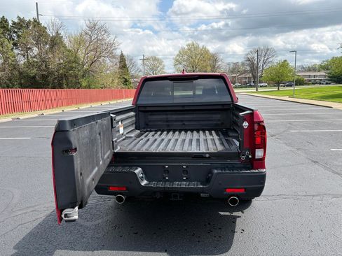 Used 2023 Honda Ridgeline RTL-E image 9