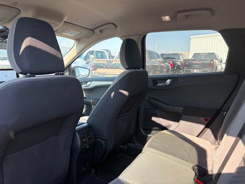 Used 2020 Ford Escape SE FWD image 9