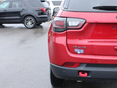 Used 2025 Jeep Compass Trailhawk w/ Trailhawk Elite Group image 45