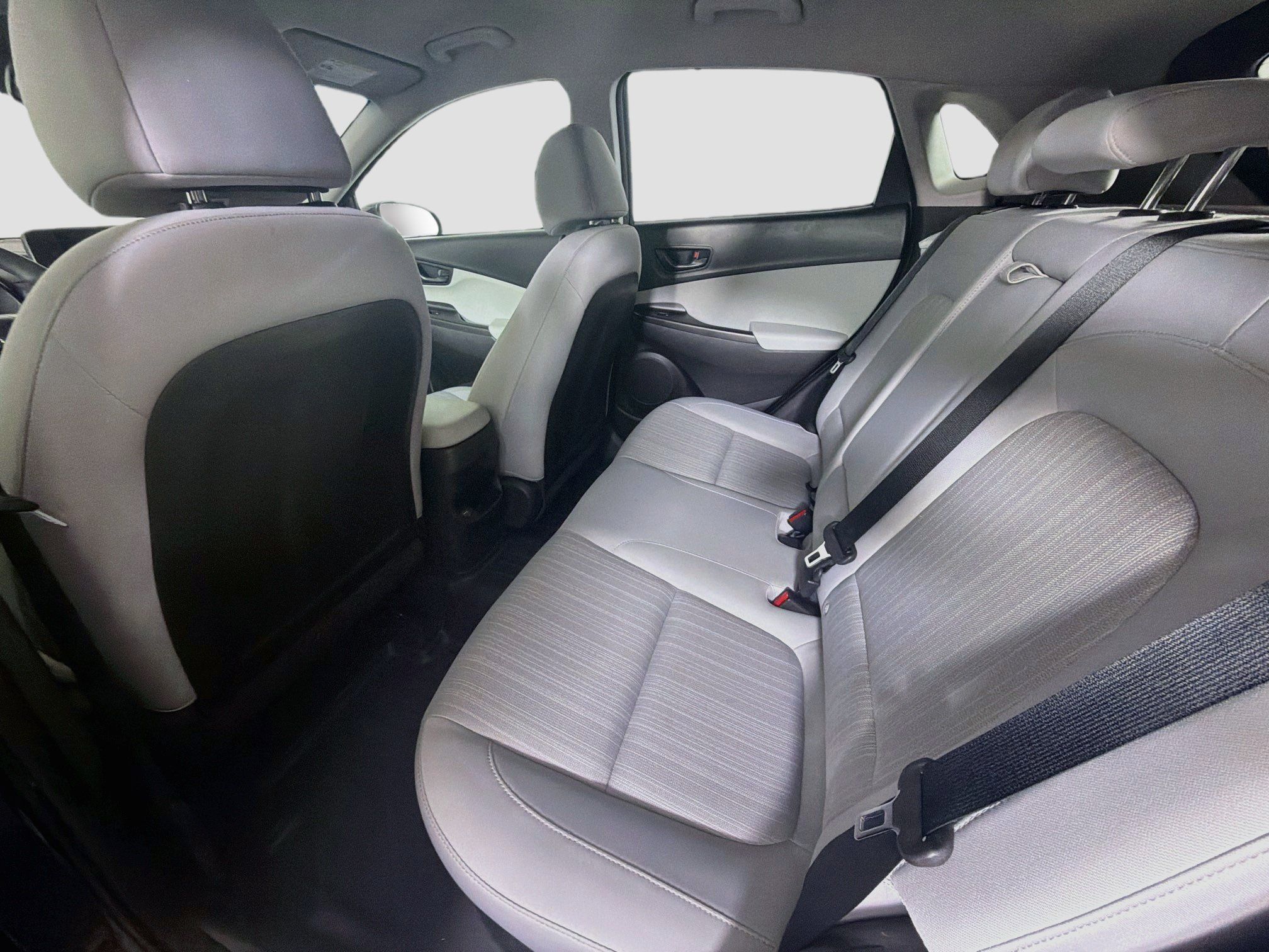 Used 2023 Hyundai Kona SEL FWD image 25