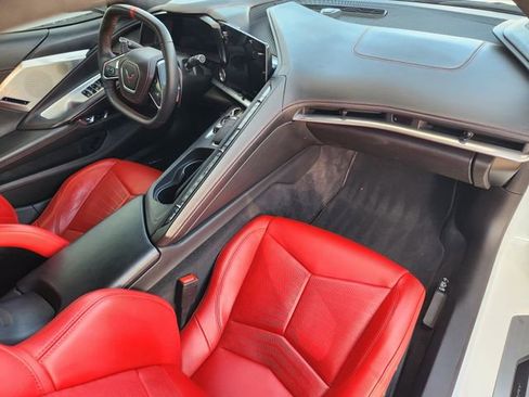 Used 2023 Chevrolet Corvette Stingray w/ Z51 Performance Package image 28