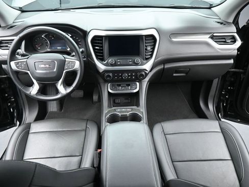 Used 2023 GMC Acadia SLT image 25