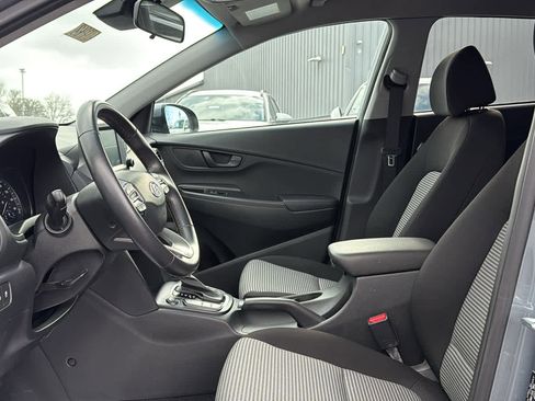 Used 2021 Hyundai Kona SEL w/ Winter Weather Package image 12