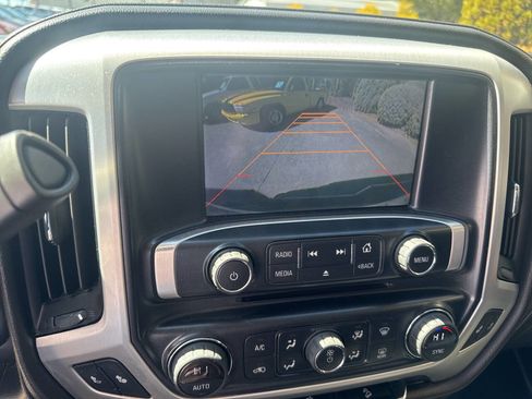 Used 2014 GMC Sierra 1500 SLE w/ SLE Value Package image 19