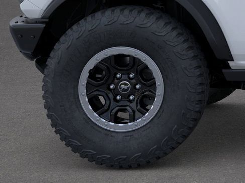 New 2025 Ford Bronco Badlands image 21