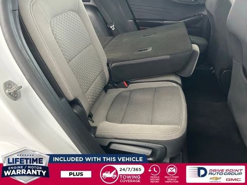 Used 2021 Ford Escape SE image 29