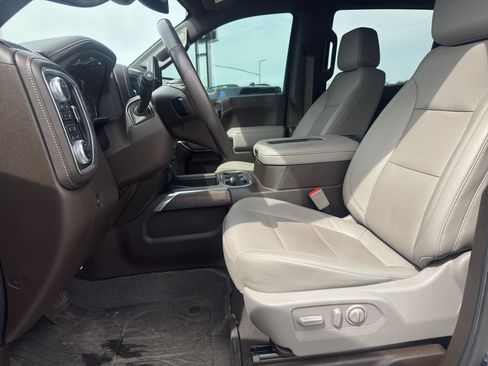 Used 2021 GMC Sierra 1500 SLT w/ SLT Convenience Package AWD/4WD image 12