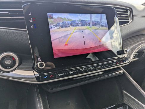 Used 2022 Jeep Wagoneer Series III image 32