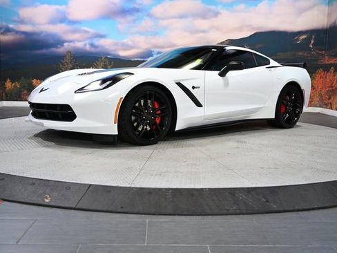Used 2016 Chevrolet Corvette Stingray Coupe w/ 3LT Preferred Equipment Group image 3