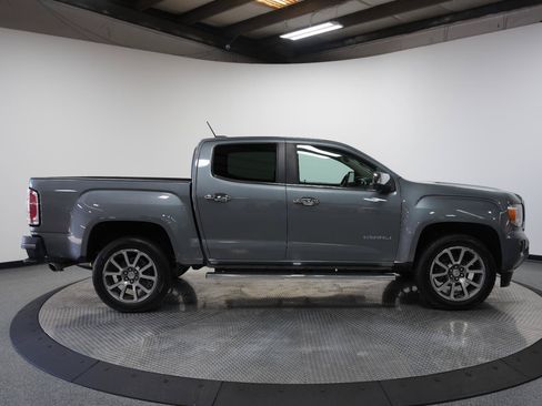 Used 2019 GMC Canyon Denali AWD/4WD image 9