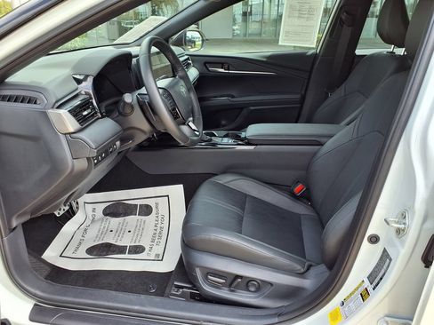 Used 2025 Toyota Camry XSE FWD image 22