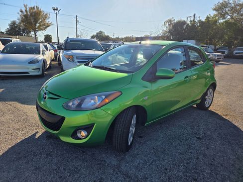 Used 2011 MAZDA MAZDA2 Touring image 3