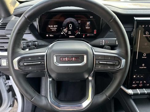 Used 2025 GMC Acadia Elevation FWD image 27