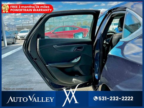 Used 2019 Chevrolet Impala Premier FWD image 19