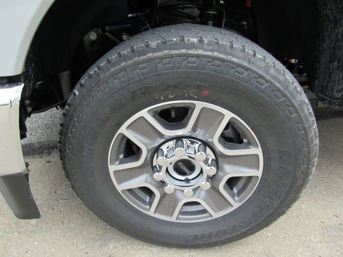 New 2026 Ford F350 Lariat AWD/4WD image 30